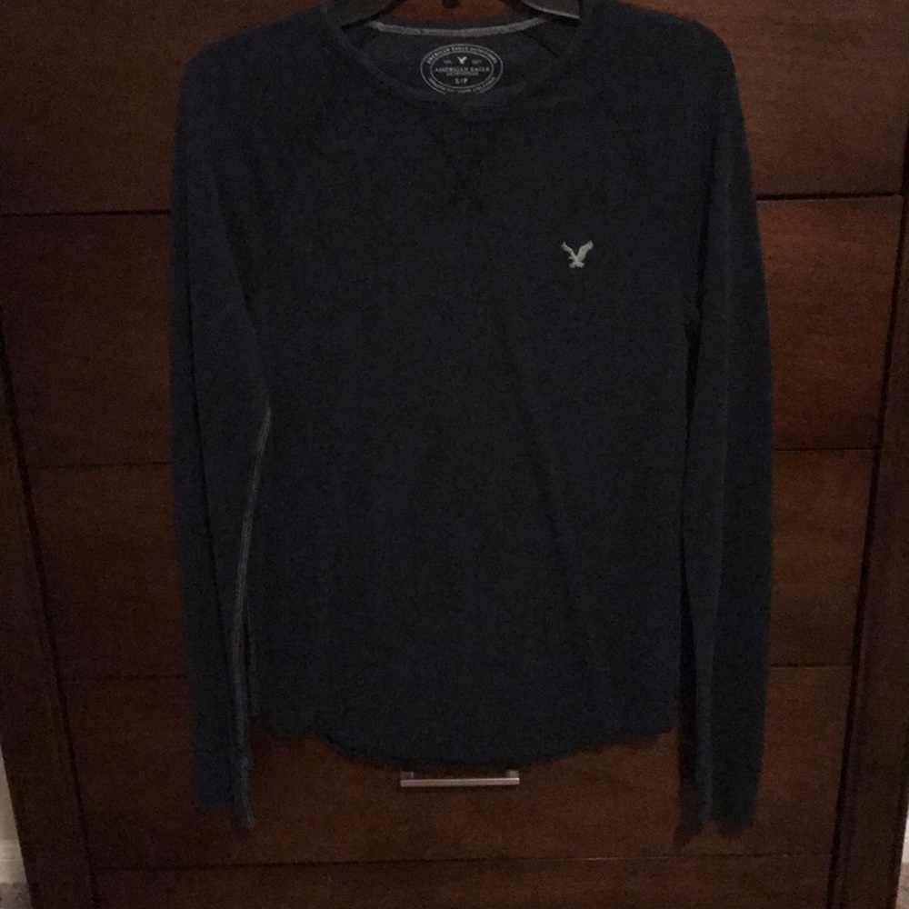 Long sleeve navy blue.